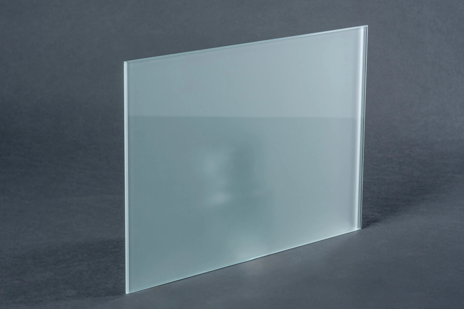 Satiniertes Glas (Floatbasis)
