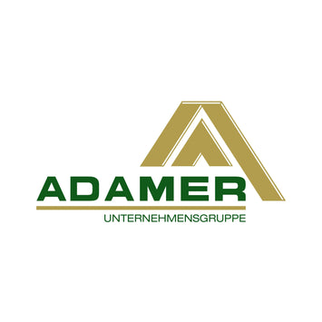 Logo mit einem stilisierten goldenen Buchstaben A über dem grünen Text ADAMER. Darunter steht UNTERNEHMENSGRUPPE in grüner Schrift mit goldener Unterstreichung, alles auf weißem Hintergrund.
